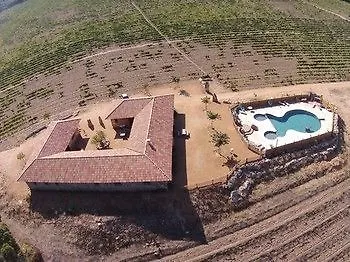 D'hotes Domaine Pero Longo לינה וארוחת בוקר