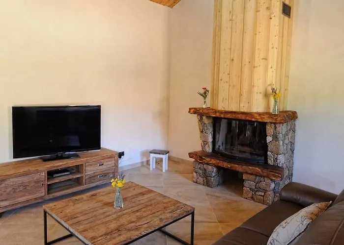 לינה וארוחת בוקר D'hotes Domaine Pero Longo